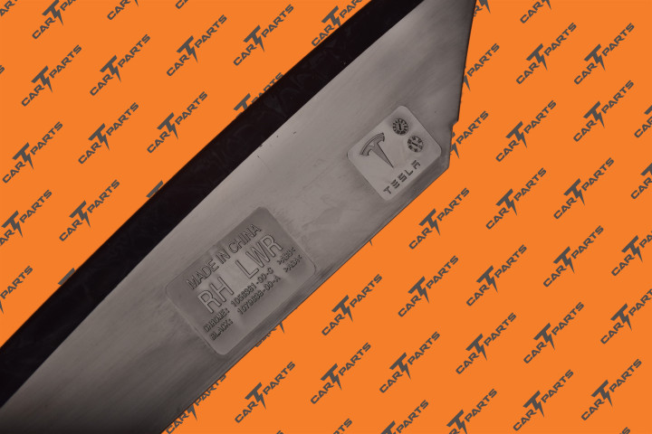 Fog Spear Lwr Rh, Fr Fascia (Ms2) Black | Tesla Part 1079638-00-A