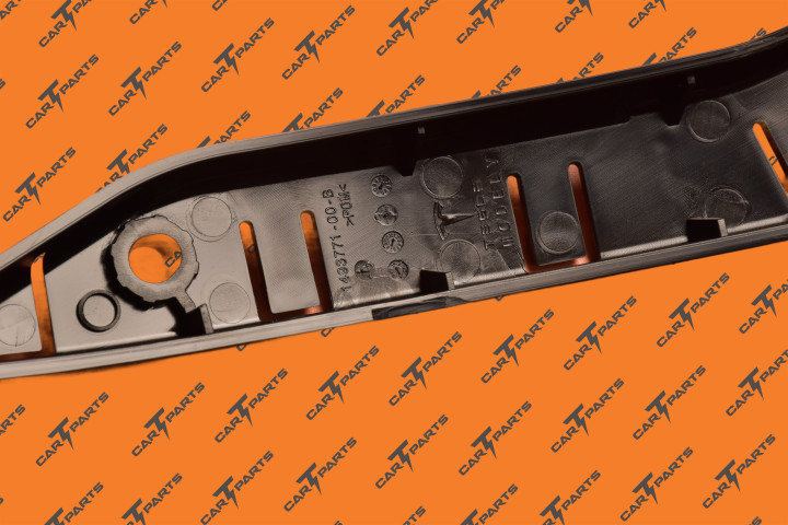 Bracket - Fascia Side To Fender - Right Hand | Tesla Part 1493771-00-B