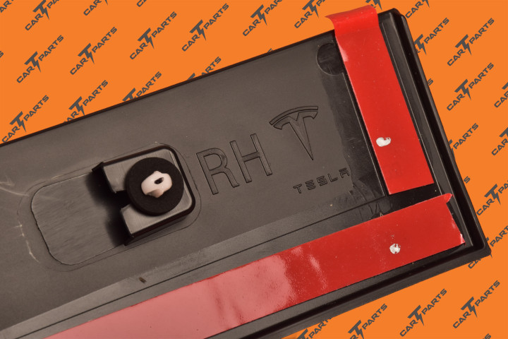 Door Cladding Asy - Fr, Rh | Tesla Part 1035202-00-D 1035120-00-E