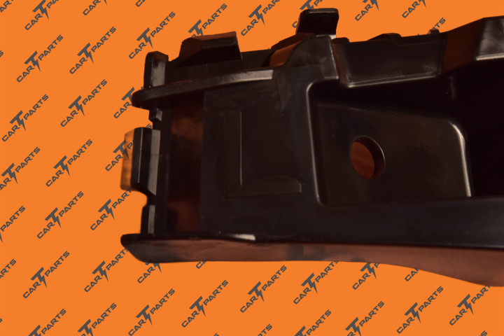 TAIL LAMP BRACKET ASSEMBLY LEFT HAND
