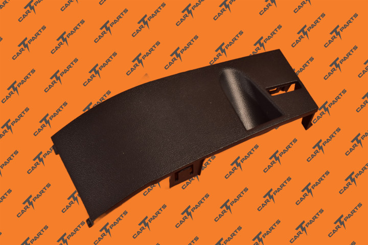 M3, Door Bolt Cover, Front Rh | Запчасть Tesla 1090014-00-D