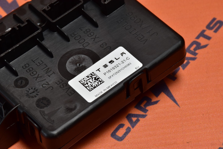 Asy. Charge Port Ecu Gen 4, Iec | Repuesto Tesla 1619321-21-C