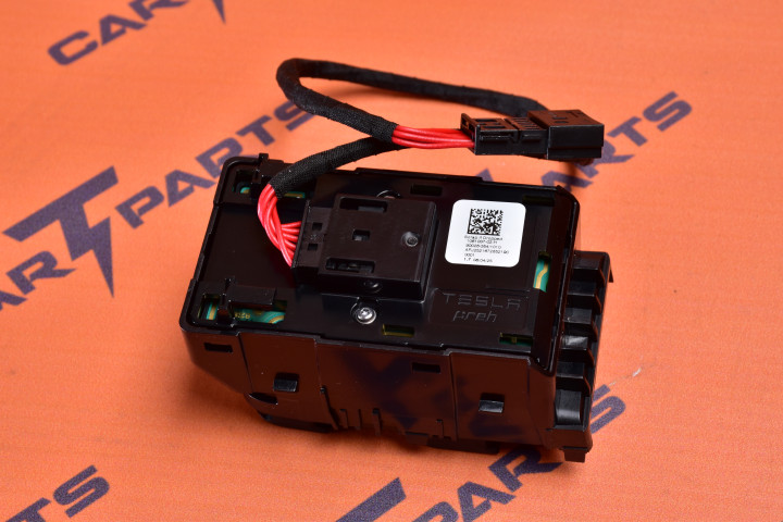 Door, Window Switch, Driver Matte | Запчасть Tesla 1081037-02-F