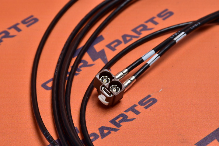 Cable Side Repeater - Left Hand Drive | Repuesto Tesla 1517083-00-B