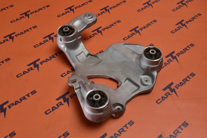 1110711-00-B 1110711-00-A Tesla Model 3 Comp Inter Brkt Asy, M3 - Хладагентная система, Компрессор