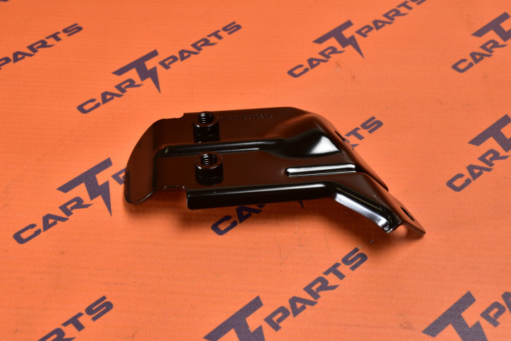 1060012-00-D Tesla Model X Trunk Tie Down Bracket LH - Коврики и напольное покрытие, Боковые накладки багажника - после 17 октяб
