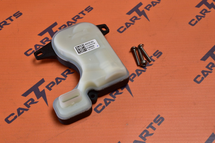 1133873-00-C Tesla Model 3 Service-kit, Valve Actuator, M3 - Система охлаждения, Расширительный бачок охлаждающей жидкости