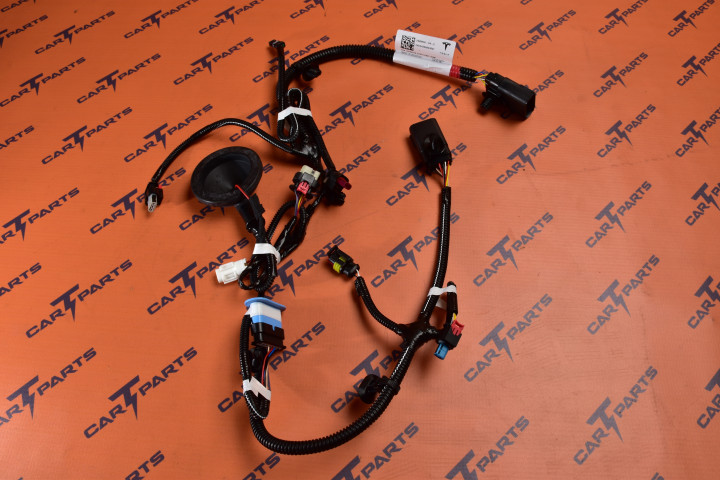 2489050-04-C Tesla Model Y Front End Module Harness - Жгуты проводов