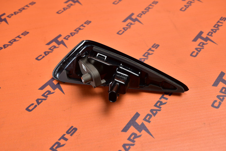 1820734-00-D Tesla Model Y Model 3 Lamp Assembly - Side Repeater Camera - Left Hand - Наружное освещение