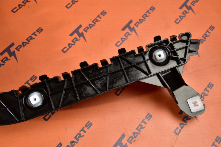RR WING BRACKET ASSY RH